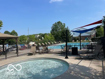 15058 Newburyport Drive, Fishers - 60