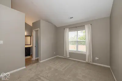 9226 Homeside Drive, Indianapolis - 12