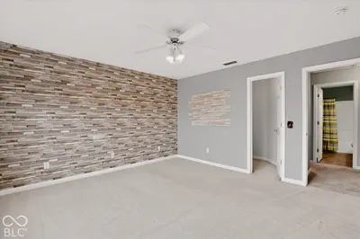 5413 Gainesway Drive, Greenwood - 55