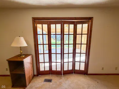 10449 W 300 S, Jamestown - 36