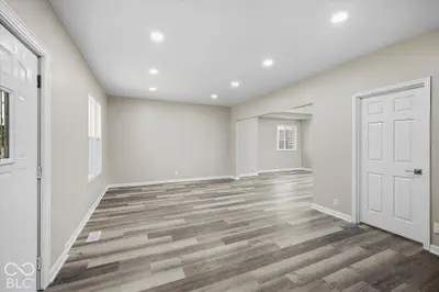 340 N Tacoma Avenue, Indianapolis - 12