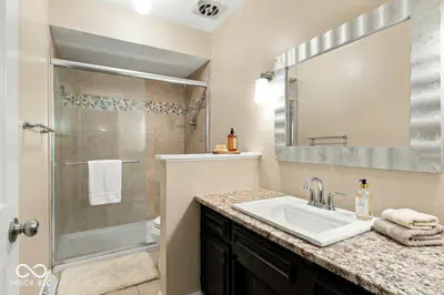 12825 Andover Drive, Carmel - 18