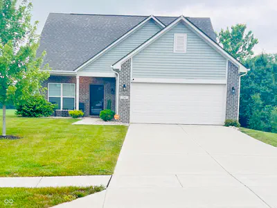 1583 Creekwater Pass, Greenfield - 3