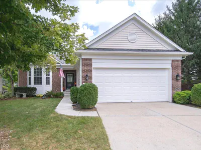 16111 Matlock Circle, Westfield