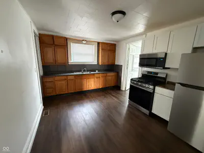 1636 B Street, Elwood - 8