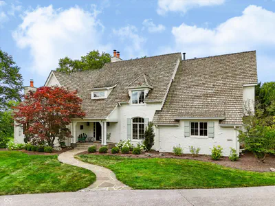 8437 500, Zionsville - 107