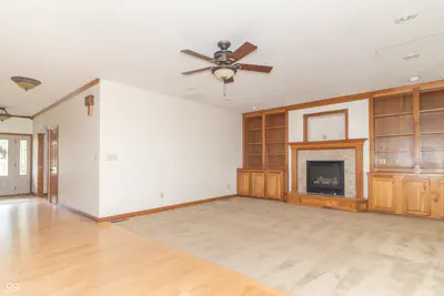 1336 Penny Lane, Greenfield - 25
