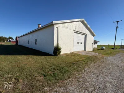 8499 State Road 71, Dana - 8