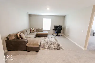 9575 Crossfield Road, Avon - 28