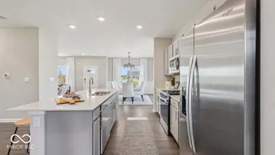 195 Springfield Crossing, Greenfield - 13