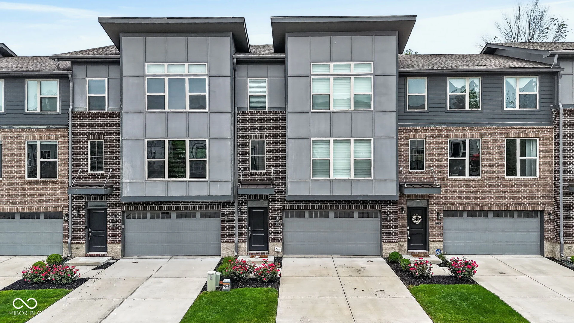 8232 Bostic Drive, Fishers