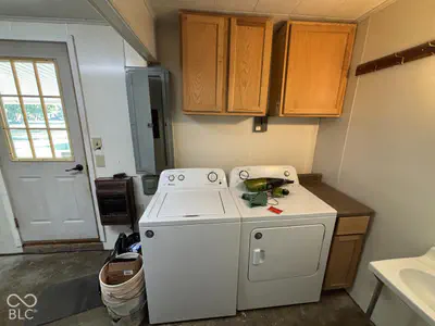 3310 S 1000 W, Anderson - 26