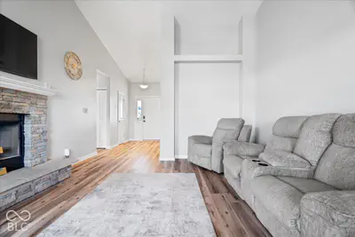 548 Genisis Drive, Whiteland - 6