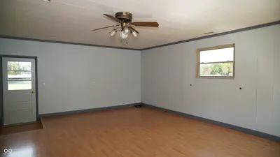 16122 Southeastern Parkway, Fortville - 18