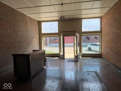 1603 J Street, Bedford - 3