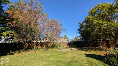 7734 Winding Creek Drive, Indianapolis - 37