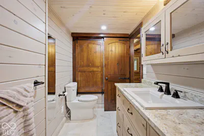 7813 W 50 S, Morgantown - 17