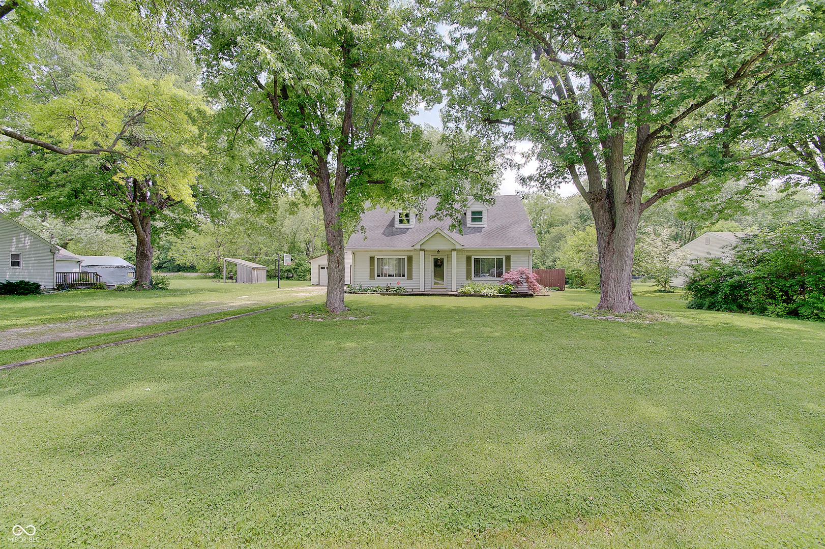 6107 Homestead Drive, Indianapolis