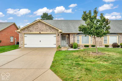 340 Lakewood Court, Avon