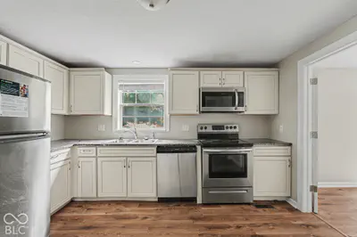 326 Greenlee Drive, Indianapolis - 10
