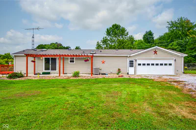 2248 State Road 58, Seymour