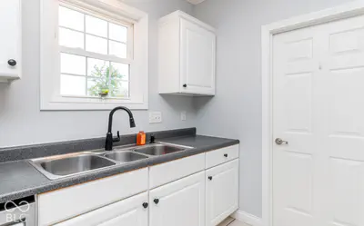 9162 Janelle Drive, Seymour - 35