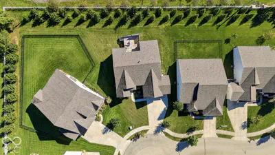 9694 Summer Hollow Drive, Fishers - 50