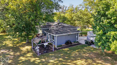 6205 300 S Road, New Palestine - 30