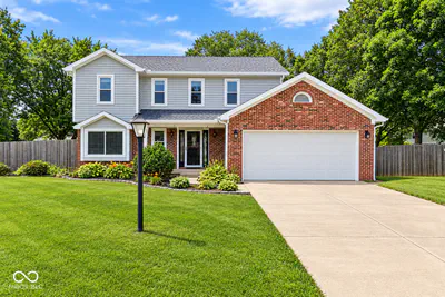245 Whispering Willow Court, Noblesville