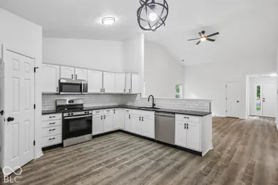 976 Webb Drive, Greenfield - 13