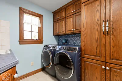 8830 Sargent Creek Court, Indianapolis - 33