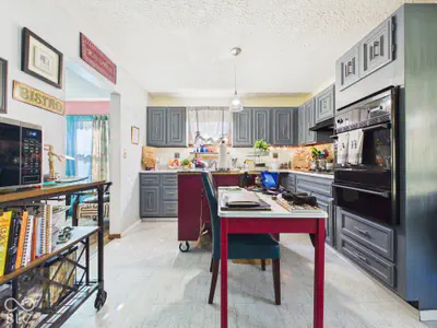 2817 S Liberty Street, Muncie - 17