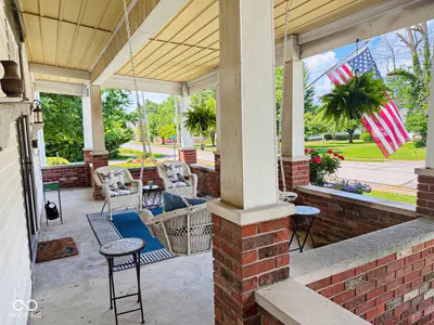 215 College Street, Rockville - 52