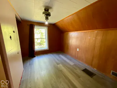317 Center Street, Worthington - 24