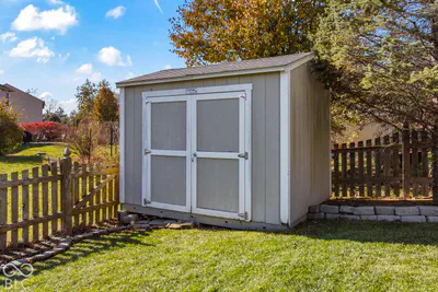 8891 Woodlark Drive, Fishers - 68