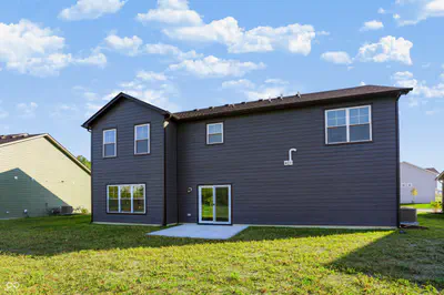 8689 Meadowlands Court, Plainfield - 39