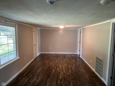 569 Parker Street, Whiteland - 3