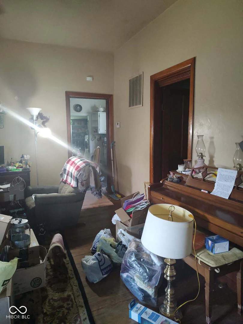 406 Walnut Street, Carthage