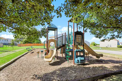 5739 Woodland Trace Boulevard, Indianapolis - 72