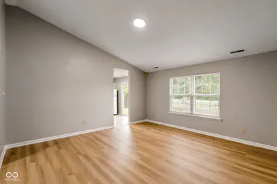 7037 Dewester Drive, Indianapolis - 9