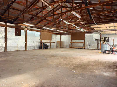 7090 Washington Street, Holton - 30