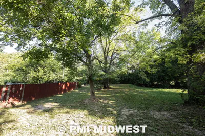 1122 Congress Avenue, Indianapolis - 17