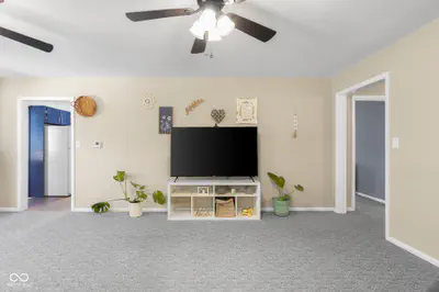 2874 S Oakland Drive, Shelbyville - 12