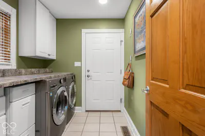 11444 Red Oak Court, Columbus - 24