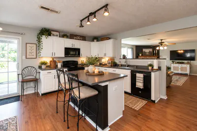 10239 Homestead Drive, Brownsburg - 13