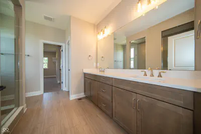 6607 Old World Drive, McCordsville - 15