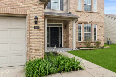 6552 Amherst Way, Zionsville - 2