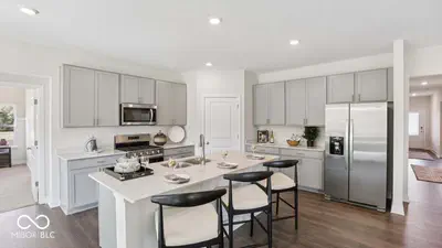 273 Heritage Pass, Greenfield - 11