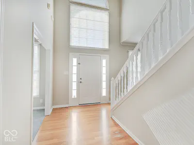 400 Lois Way, Carmel - 5