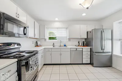 7867 Beanblossom Circle, Indianapolis - 8